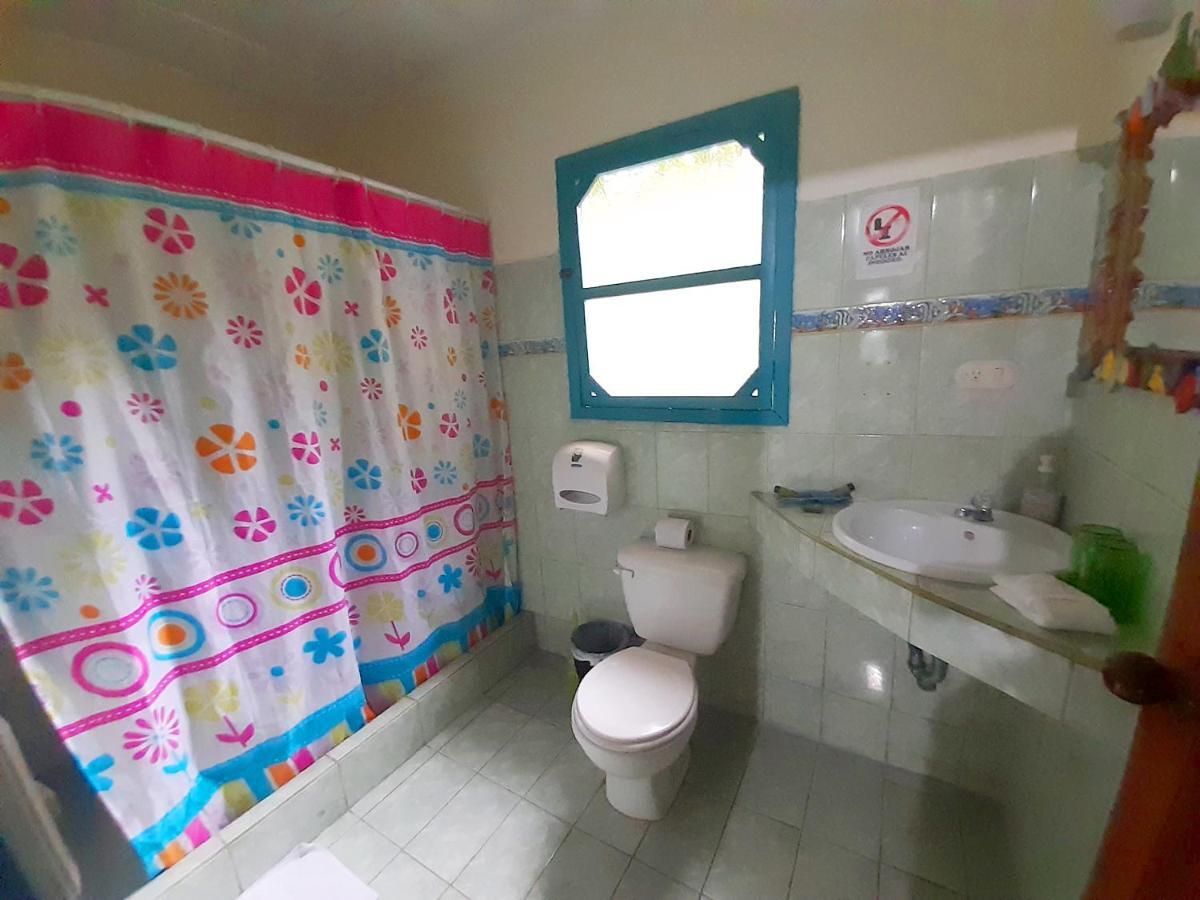 Lapalapa Beachfront Hotel Puerto Viejo de Talamanca Екстер'єр фото