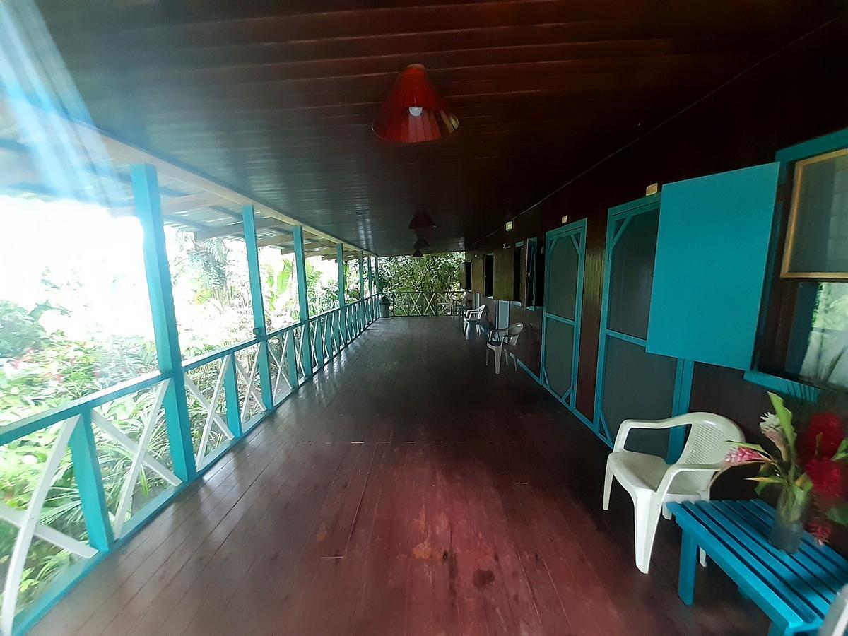 Lapalapa Beachfront Hotel Puerto Viejo de Talamanca Екстер'єр фото